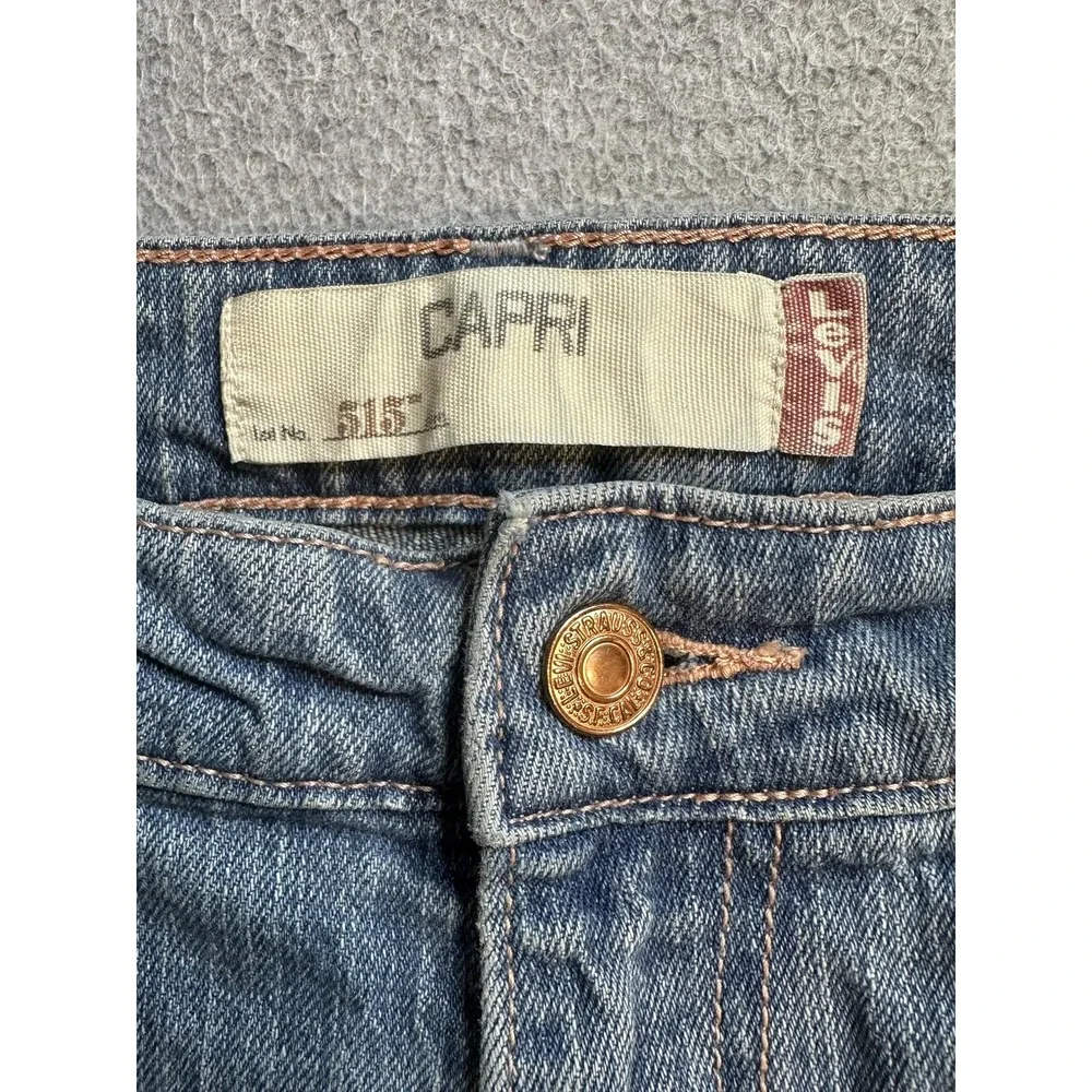 VTG Levi's 515 Capri Jeans‎ Womens 10 Blue Medium Wash Stretch Denim Embroidered